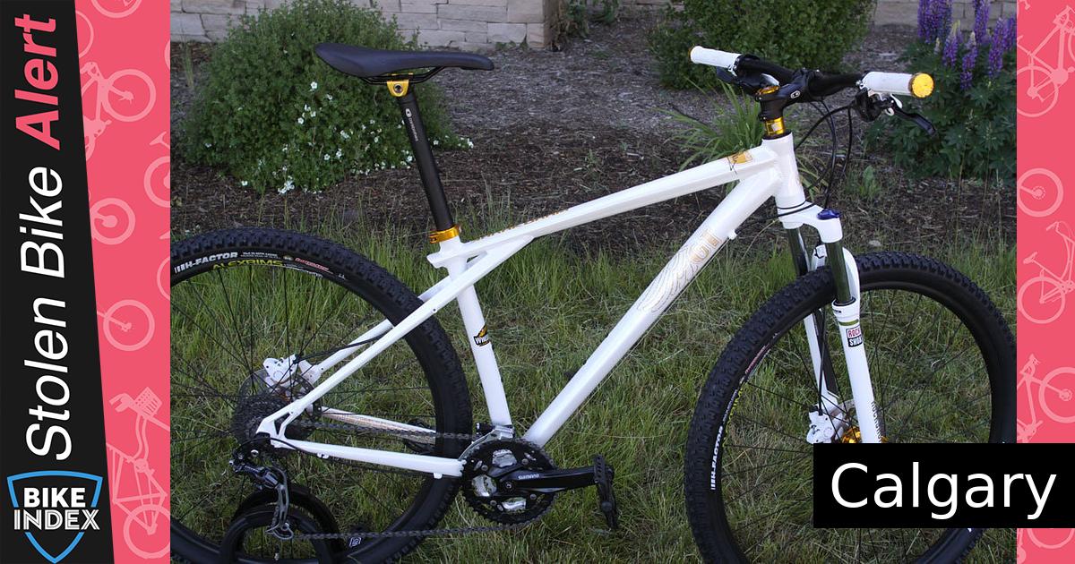 Stolen 2013 GT Bicycles KARAKORAM HANS REY