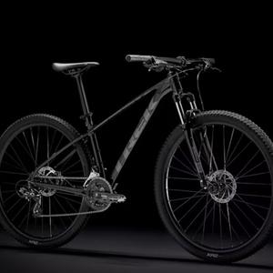 2021 Trek Marlin 5 Black