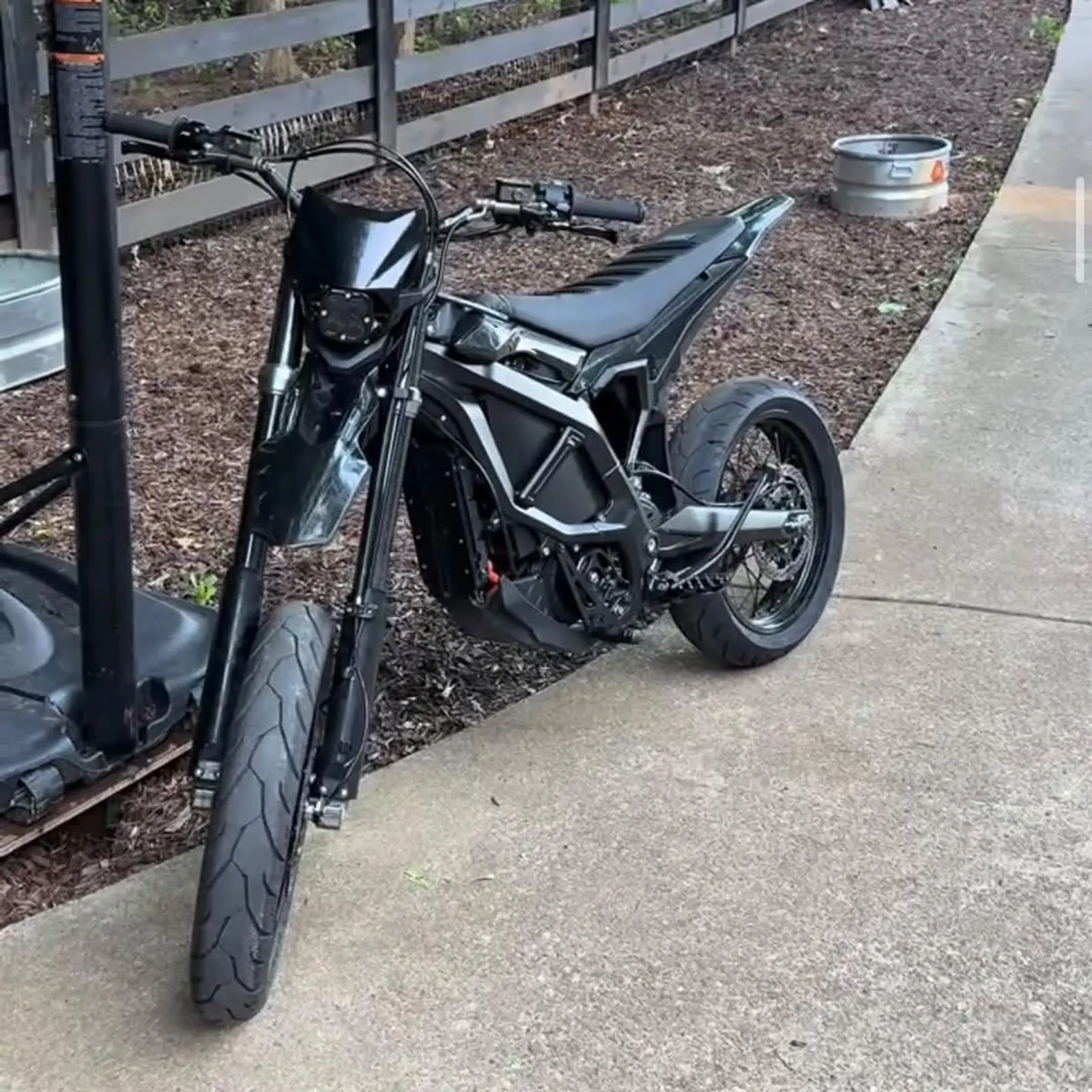 e-Motorcycle photo