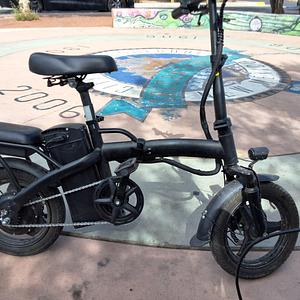 4 Foshan Qicheng New Energy Company Model: XN-48 e-personal mobility Black